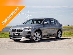BMW X2 - xDrive25e Executive CAMERA / LEDER / PLUG IN HYBRID / STOELVERWARMING / DEALER ONDERHOUDEN