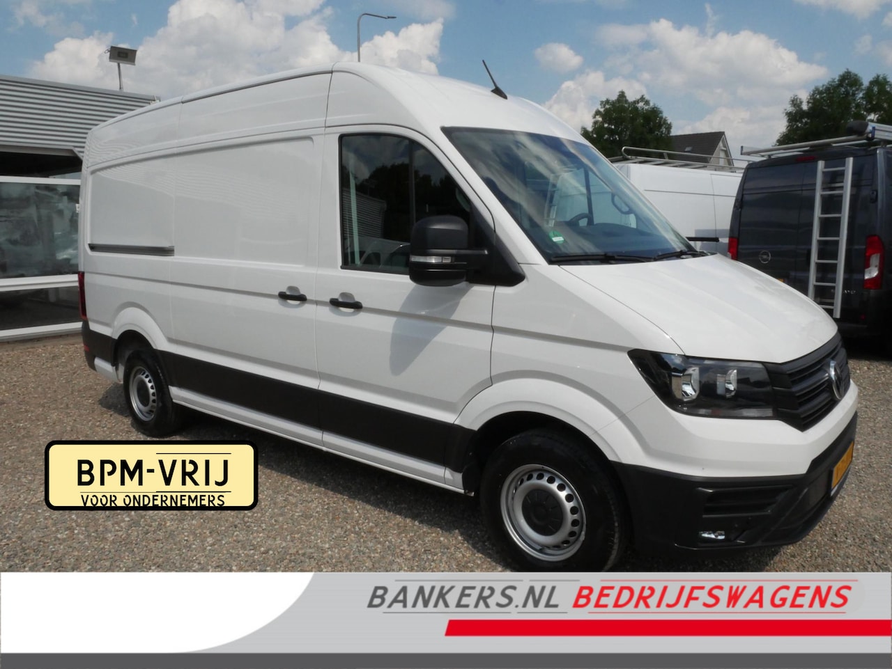 Volkswagen Crafter - 2.0 TDI 140PK L3H3 Airco Keyless starten - AutoWereld.nl