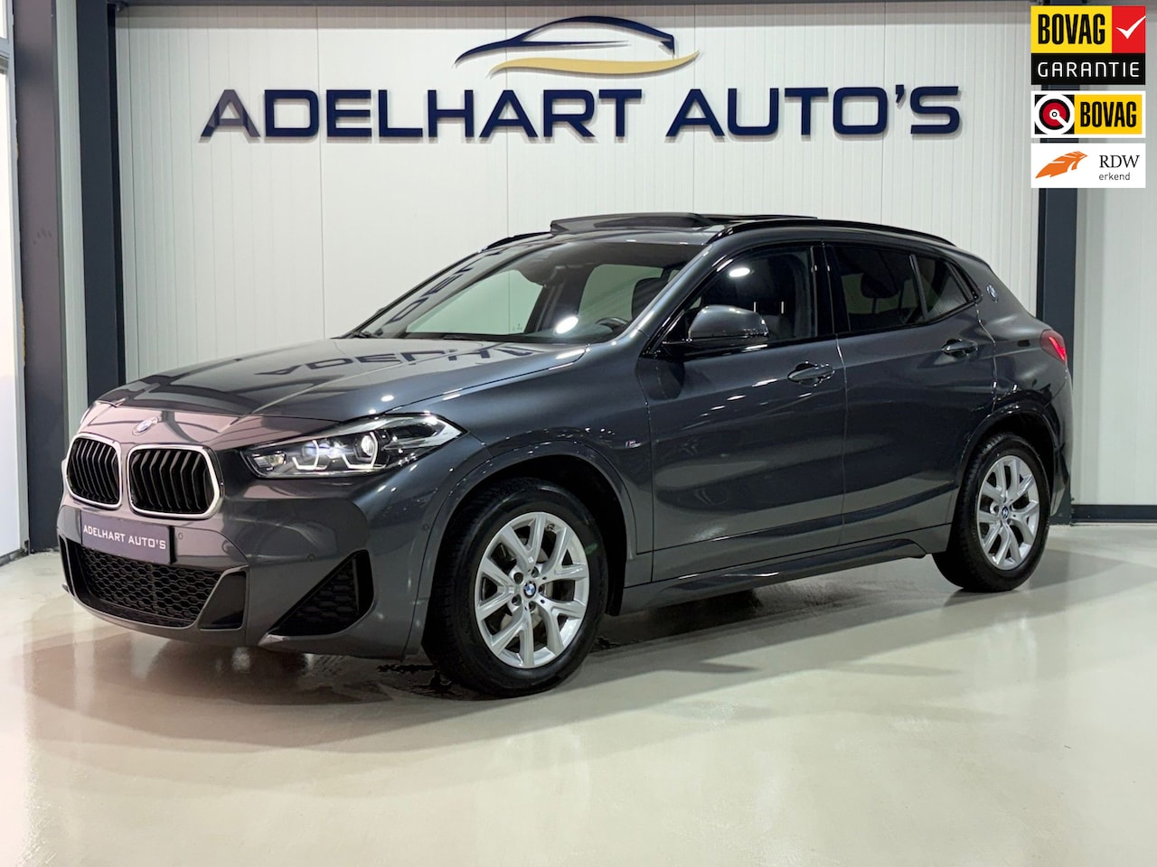 BMW X2 - SDrive18i Executive M Sport Automaat / Panorama dak / Lederen interieur / Navigatie full m - AutoWereld.nl