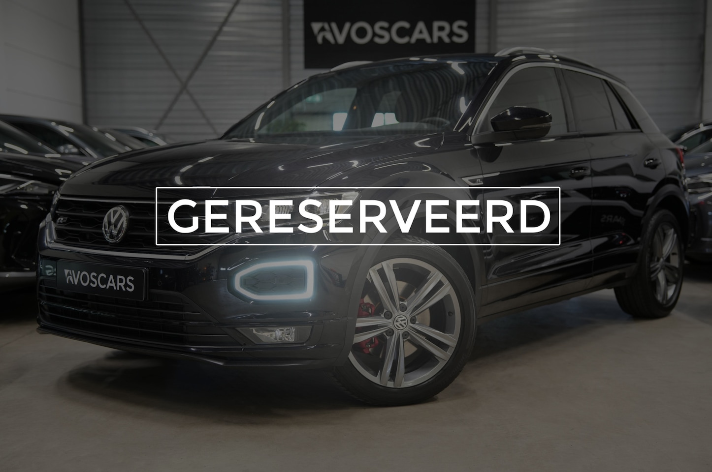 Volkswagen T-Roc - 2.0 TSI 4Motion 190PK 2x R-Line * Trekhaak - Camera - Beats - ACC - Blind Spot - App - LED - AutoWereld.nl