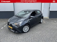 Toyota Aygo - 1.0 VVT-i x-play Automaat | 69.000 KM | Apple/Android navigatie |