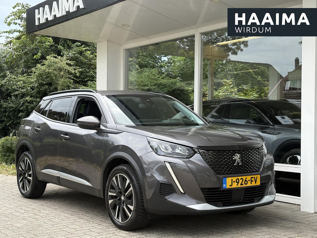 Peugeot 2008 - 1.2T 130pk Allure | Achteruitrijcamera | Dealeronderhouden | Navigatie | Parkeersensoren | - AutoWereld.nl