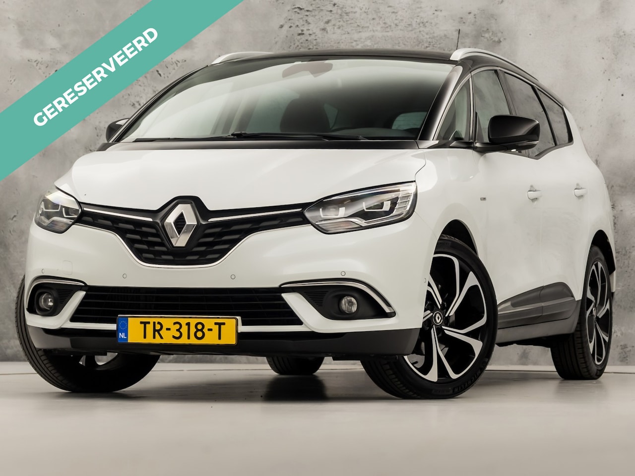 Renault Grand Scénic - 1.3 TCe Bose 7 Persoons (PANORAMADAK, APPLE CARPLAY, GROOT NAVI, LEDER, SPORTSTOELEN, GETI - AutoWereld.nl