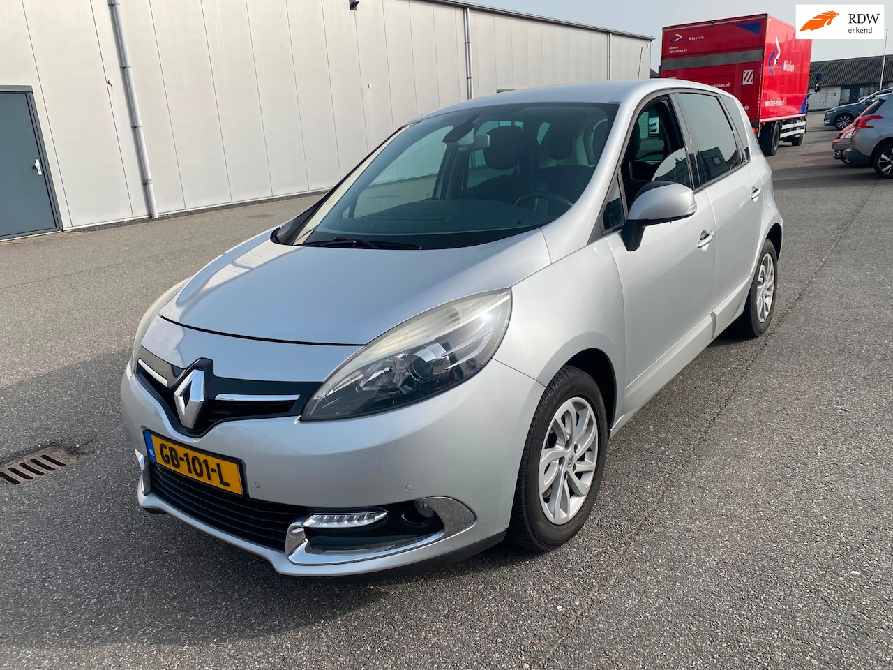 Renault Scénic - 1.5 dCi Limited 1.5 dCi Limited - AutoWereld.nl