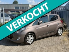 Hyundai ix20 - 1.4i Go 90PK HOGE INSTAP NL AUTO NAP NAVI l Camera l Trekhaak l LMV l AIRCO l MTF-STUUR DE