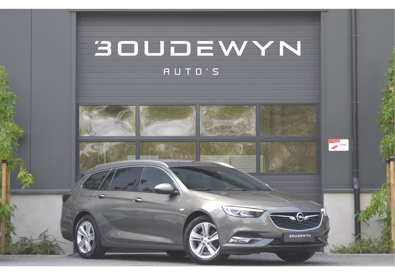 Opel Insignia Sports Tourer - 1.5 Turbo Business+ Stoel/stuur verwarming | Trekhaak | Cruise Control | Camera - AutoWereld.nl