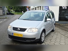 Volkswagen Touran - 2.0-16V FSI Trendline*1e eig*automaat*dealer onderhoud*nap*airco*rijd perfect*inruil mog