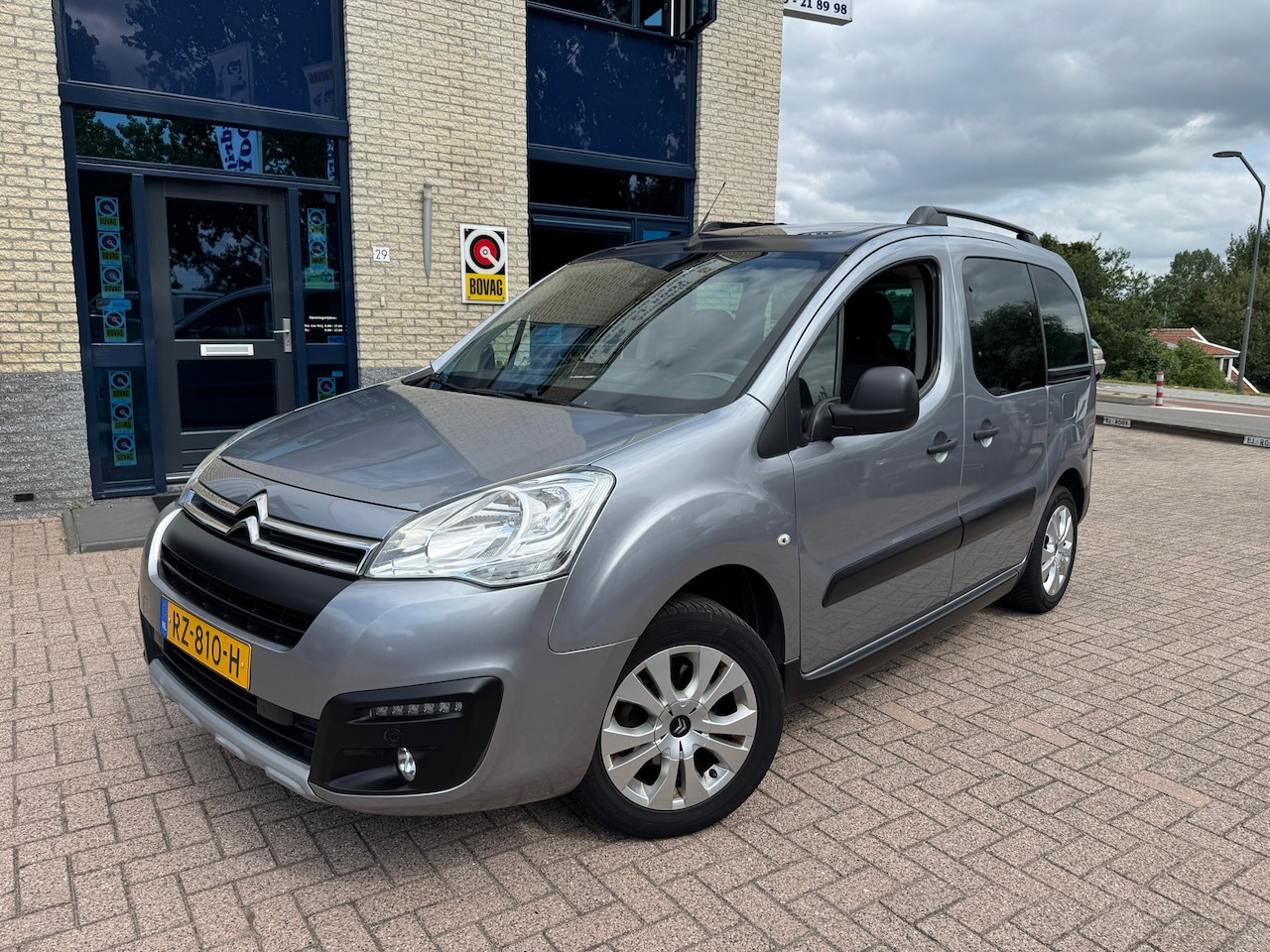 Citroën Berlingo - 1.2 PureTech XTR-pano-camera- multispace - AutoWereld.nl