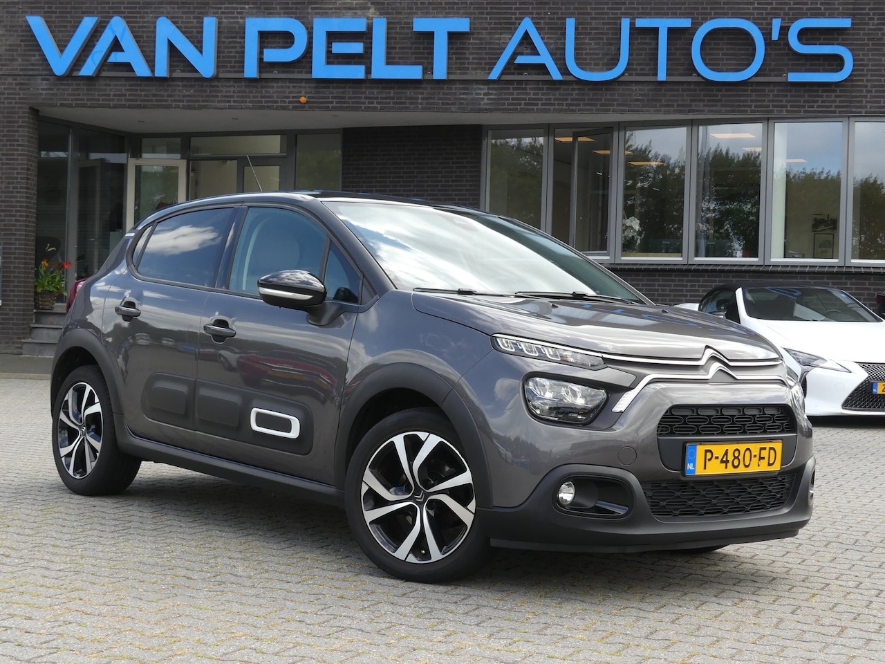 Citroën C3 - 1.2 PureTech Shine 1.2 PureTech Shine - AutoWereld.nl