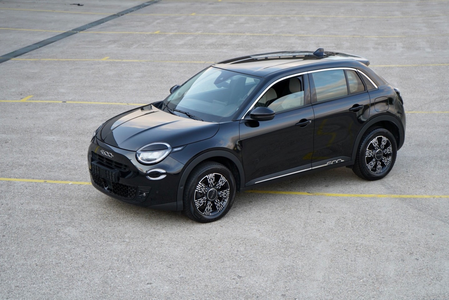 Fiat 600 - 1.2 Hybrid Urban Apple CarPlay Surround View - AutoWereld.nl