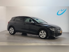 Volkswagen Golf - 1.0 TSI 110pk Life Sfeerverlichting Virtual Cockpit Navigatie DAB+