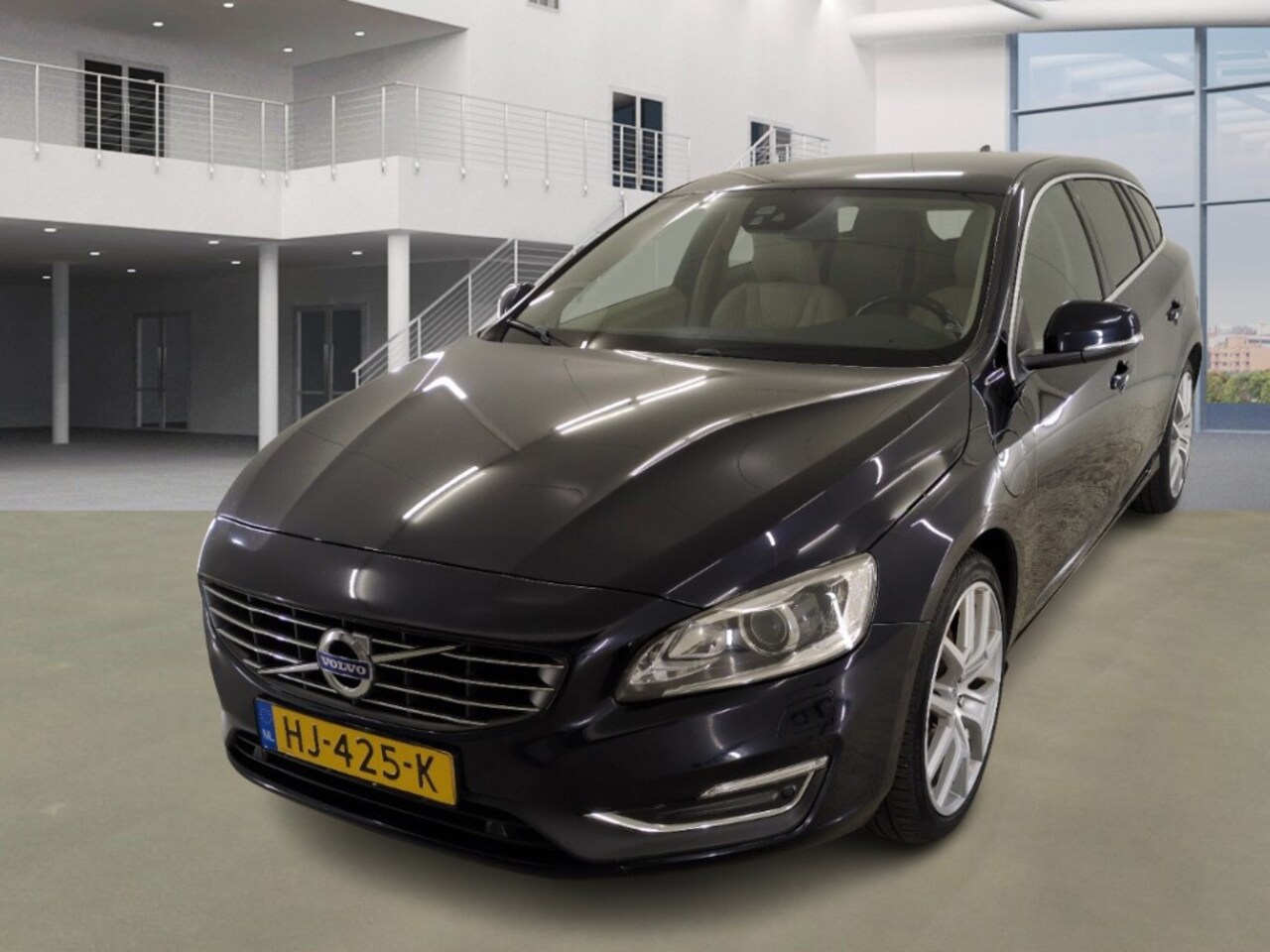 Volvo V60 - 2.4 D6 Twin Engine R-Design 2.4 D6 Twin Engine R-Design - AutoWereld.nl