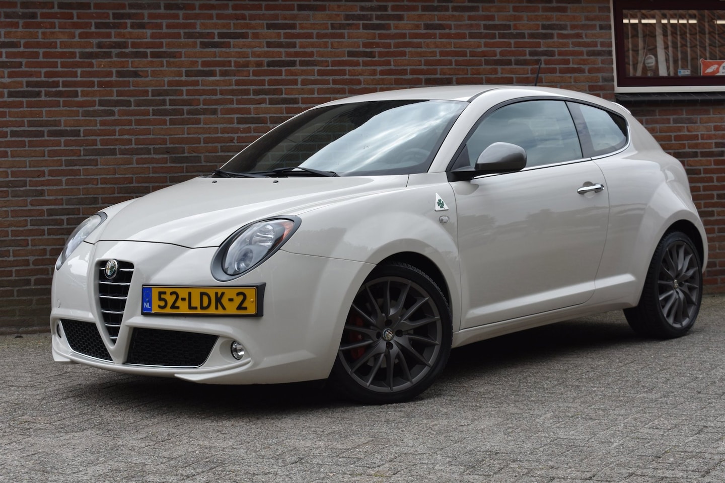 Alfa Romeo MiTo - 1.4 T Quadrifoglio Verde '10 Navi Clima Leder Cruise Inruil mogelijk - AutoWereld.nl
