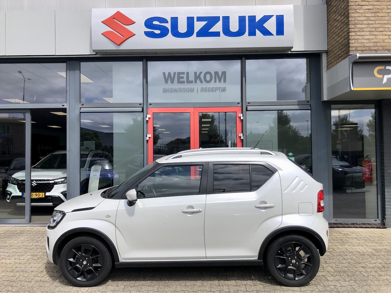 Suzuki Ignis - 1.2 Smart Hybrid 83pk Select Trekhaak (RIJKLAARPRIJS) Tot 10 jaar Suzuki Garantie* - AutoWereld.nl