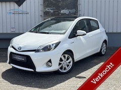Toyota Yaris - 1.5 Full Hybrid Aspiration | 1e eig. | Panoramadak | Navigatie | Camera