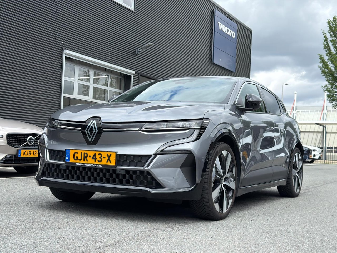 Renault Mégane E-Tech - techno 220 pk comfort range | Warmtepomp | advanced drive assist & augmented vision | Pack - AutoWereld.nl
