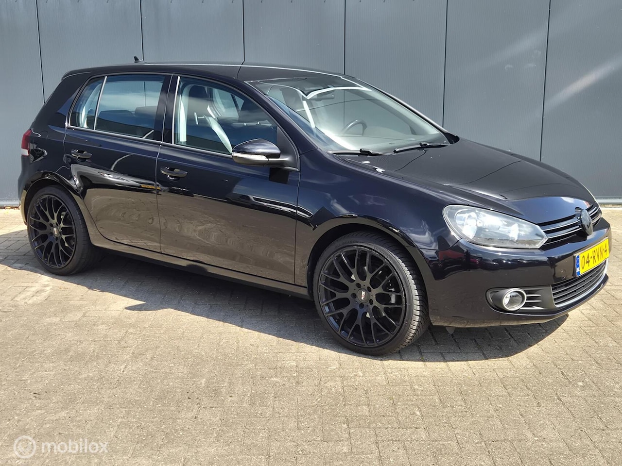 Volkswagen Golf - 1.2 TSI Highline BlueMotion|Airco|APK 8-2027 - AutoWereld.nl