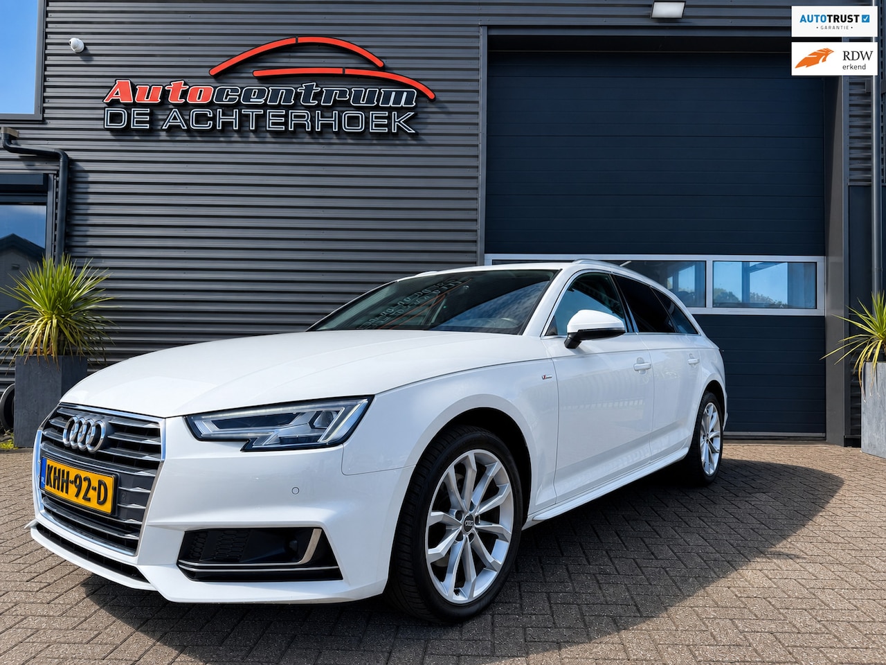 Audi A4 Avant - 2.0 TFSI g-tron Design S-line Trekhaak | Adaptieve Cruise control!! - AutoWereld.nl