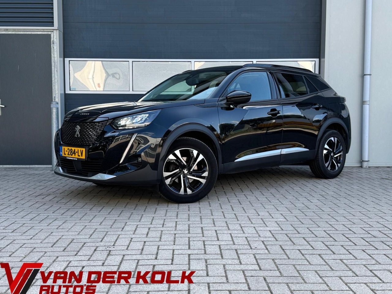 Peugeot 2008 - 1.2 PureTech Allure | Nieuwe D-Riem | Full LED | Camera | Half Leder | CarPlay | Navigatie - AutoWereld.nl