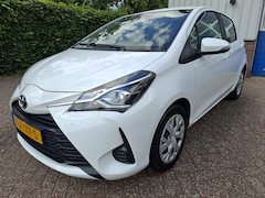 Toyota Yaris - 1.5 VVT-i Aspiration CLIMAT/CRUISE/TREKHAAK AUTOMAAT 111PK