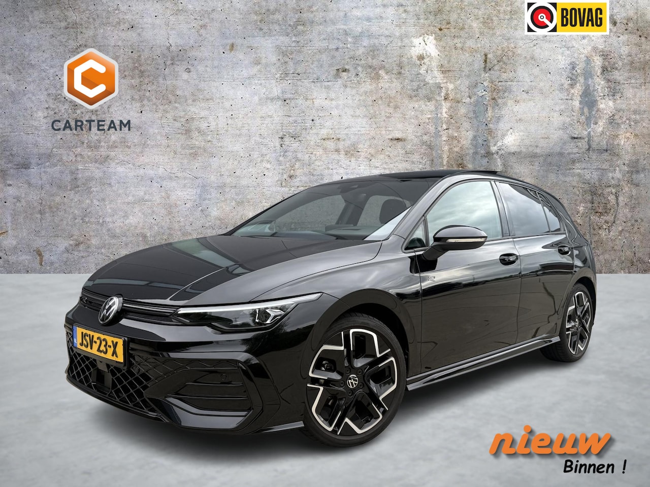 Volkswagen Golf - 1.5 eTSI R-Line Edition | PANO | HUD | Harman Kardon | Keyless - AutoWereld.nl