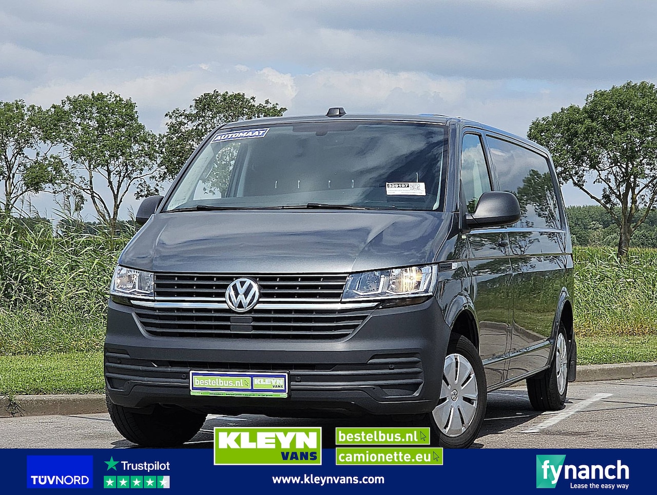 Volkswagen Transporter - 2.0 TDI L2 150Pk Navi Euro6! - AutoWereld.nl