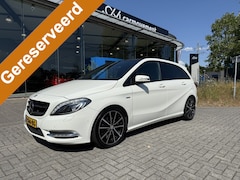 Mercedes-Benz B-klasse - 200 AUT | Night pakket | Pano | afn trekhaak | OH aanwezig | stoel verw