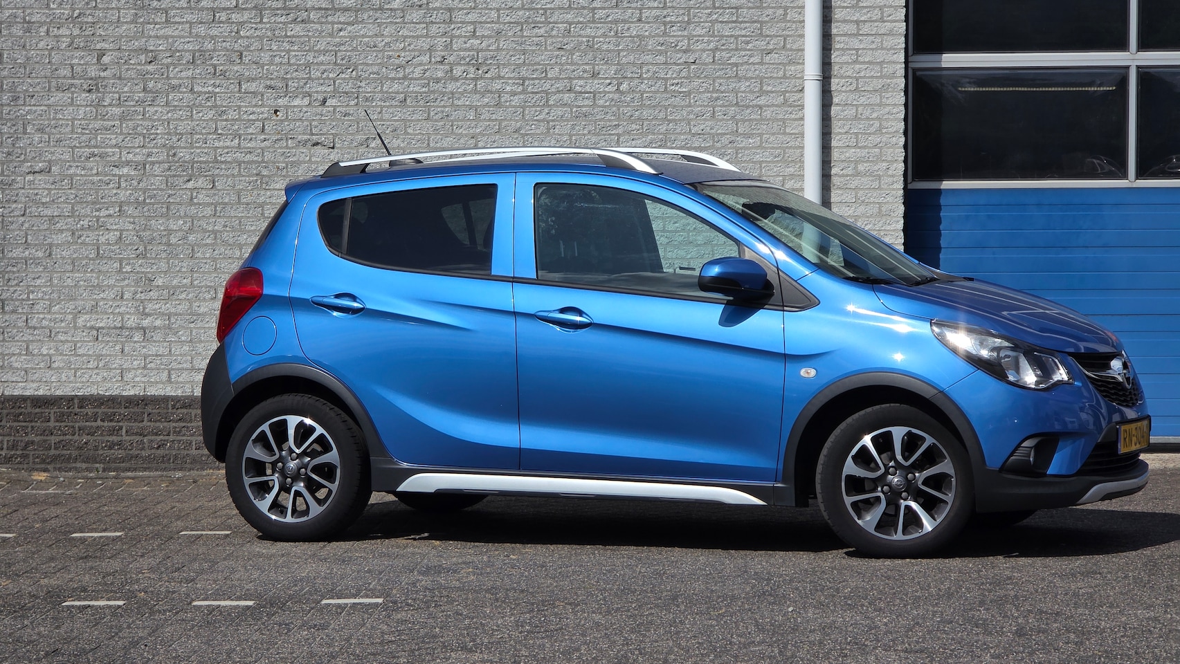 Opel Karl - 1.0 Rocks Online Edition