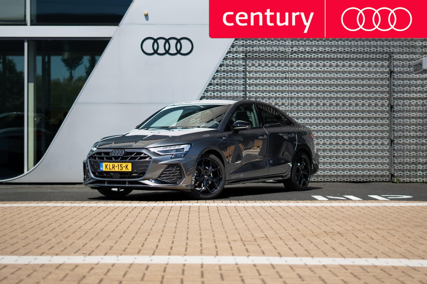Audi A3 Limousine - 35 TFSI S edition | PANO - AutoWereld.nl