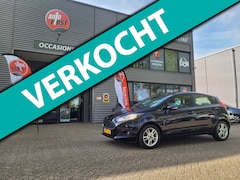 Ford Fiesta - 1.0 EcoBoost Titanium X| Stoelverwarming | Voorruitverwarming | Navigatie | Parkeersensore