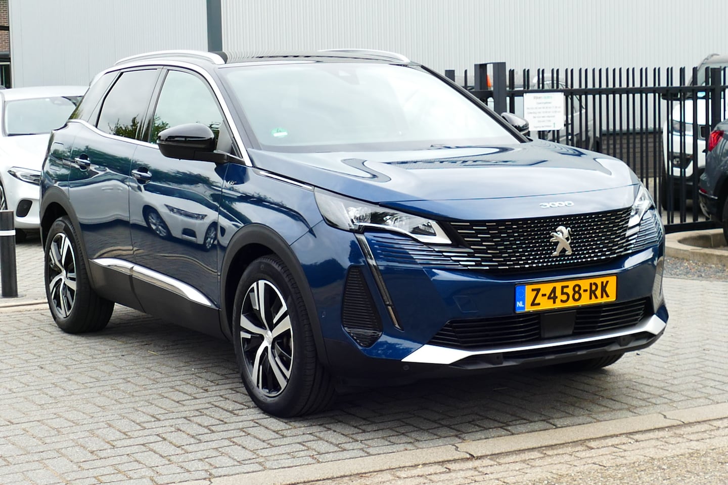 Peugeot 3008 - 1.2 130pk GT. Adap Cruise, Camera, Half Leer, Navi, 18"LMV, Haak 1400kg - AutoWereld.nl