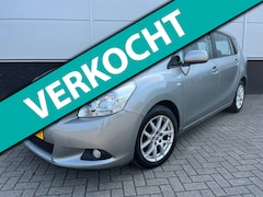Toyota Verso - 1.8 VVT-i Automaat - clima - Lm velgen - camera - trekhaak - full map navi - panorama - cr