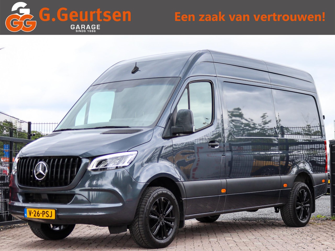 Mercedes-Benz Sprinter - 319 V6 3.0 CDI L2H2 LED, Cruise Control, Standkachel, Bijrijdersbank, Apple Carplay - AutoWereld.nl
