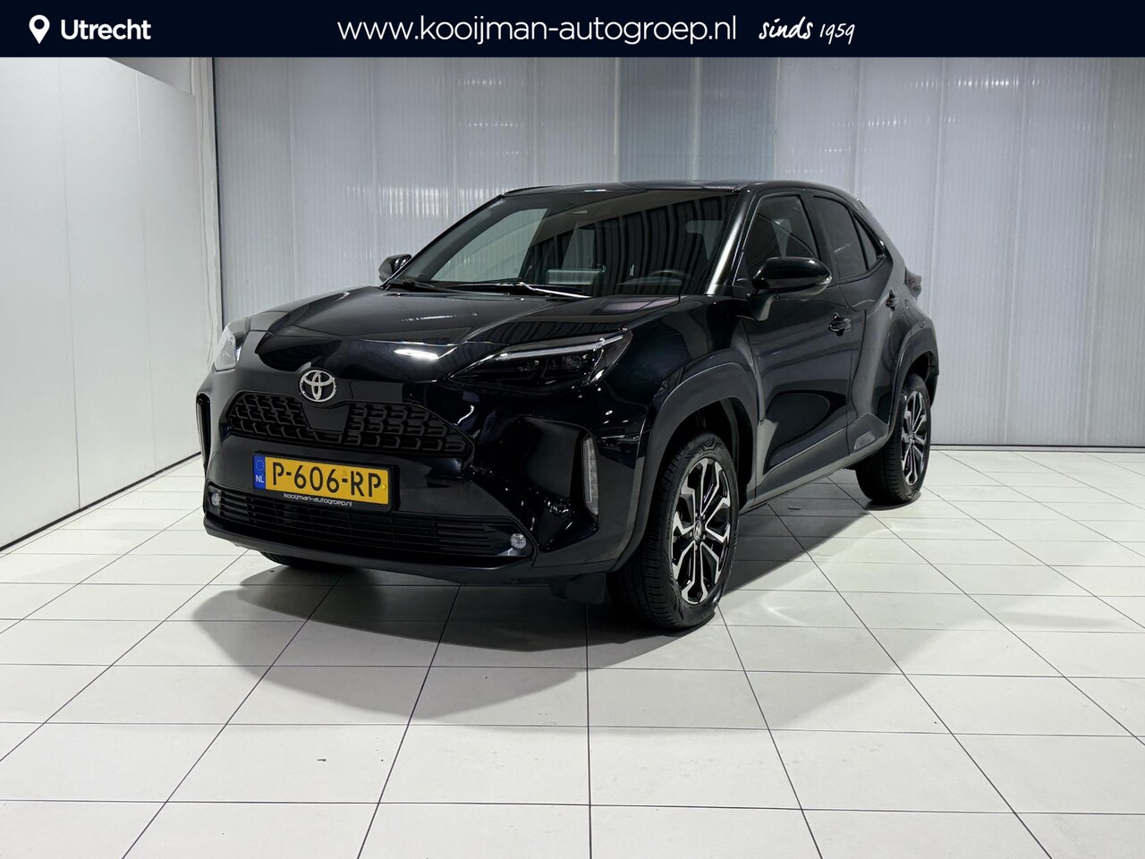 Toyota Yaris Cross - 1.5 VVT-I First Edition | Lage km | Orgineel NL | All season banden | - AutoWereld.nl