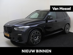 BMW X5 - M50i High Executive 531 PK | airco automatisch | Apple Carplay/Android | cruise control |