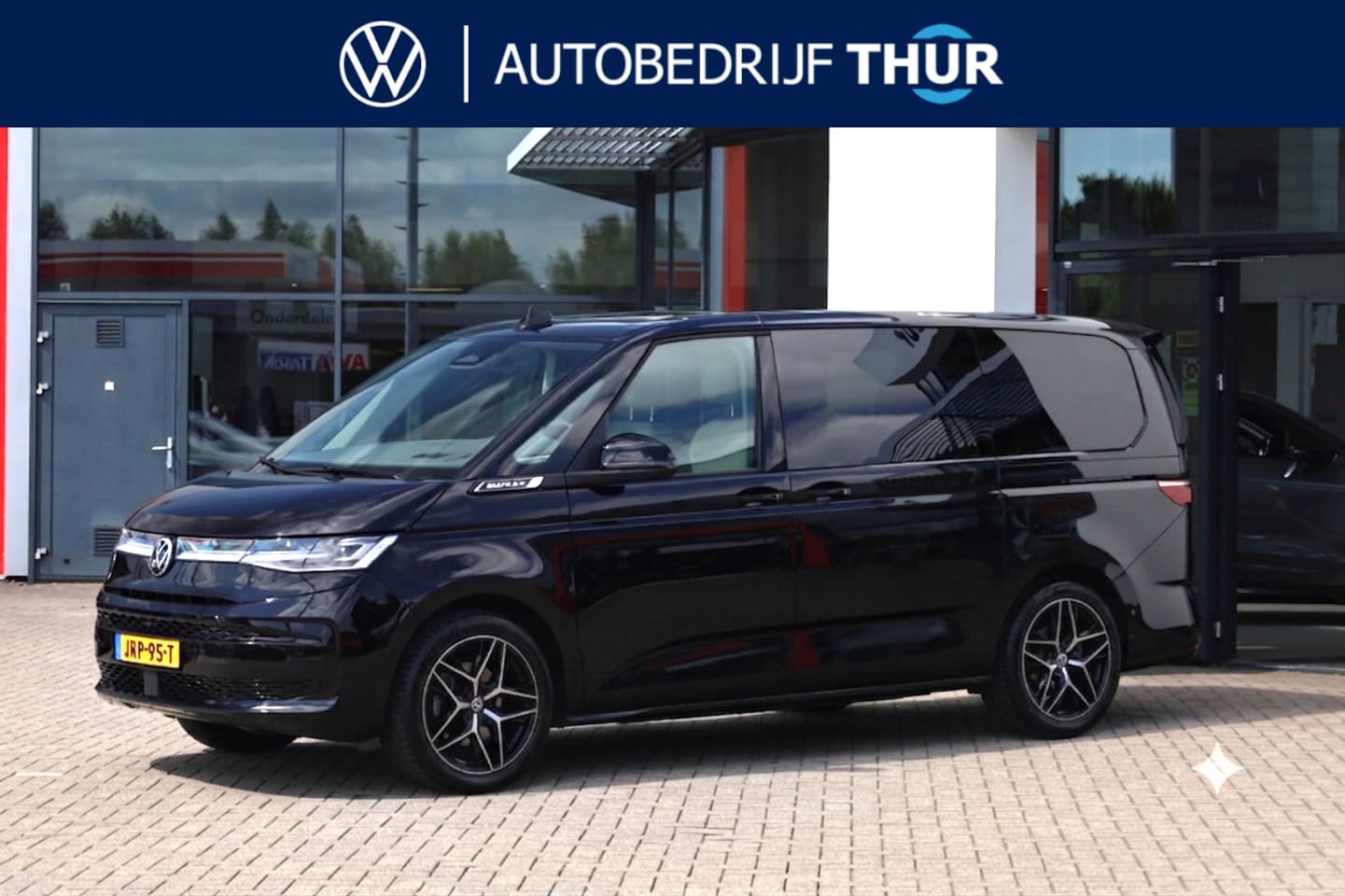 Volkswagen Multivan - 1.5 eHybrid L2 Bulli Edition 4Motion Harman & Kardon leder / alcantara 7p Head up area vie - AutoWereld.nl