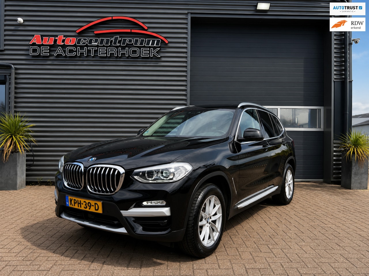 BMW X3 - XDrive20i Automaat | Panoramadak | Adaptieve Cruise | Elektrische Trekhaak - AutoWereld.nl