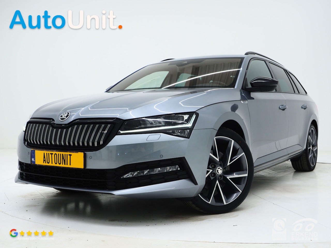 Skoda Superb Combi - 1.4 TSI iV Sportline | Leder/Alcantara | Trekhaak | Carbon | 360 | Memory | Keyless | Adap - AutoWereld.nl