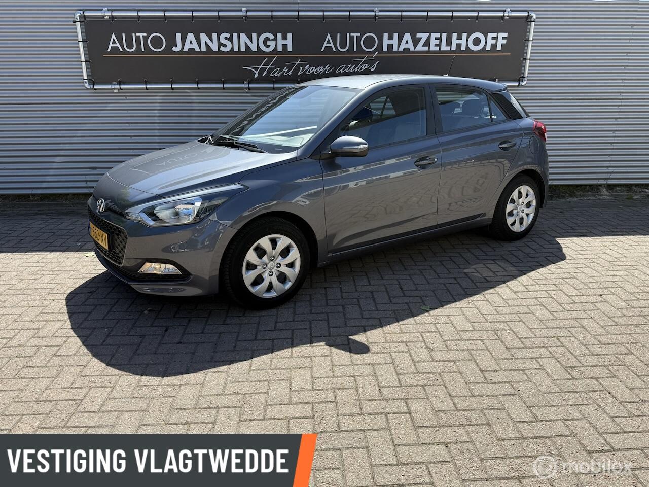 Hyundai i20 - 1.2 HP i-Motion Comfort Slechts 93.134km | Camera | PDC Achter | Airco | Navigatie | Cruis - AutoWereld.nl