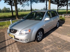 Kia Cerato - 1.6-16V LX