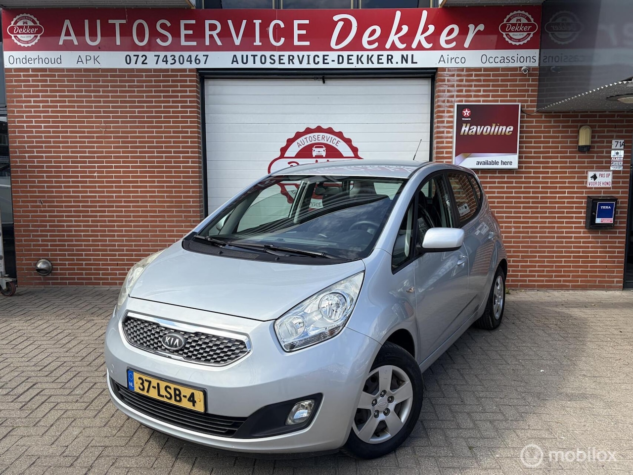 Kia Venga - 1.4 CVVT X-ecutive 1.4 CVVT X-ecutive - AutoWereld.nl