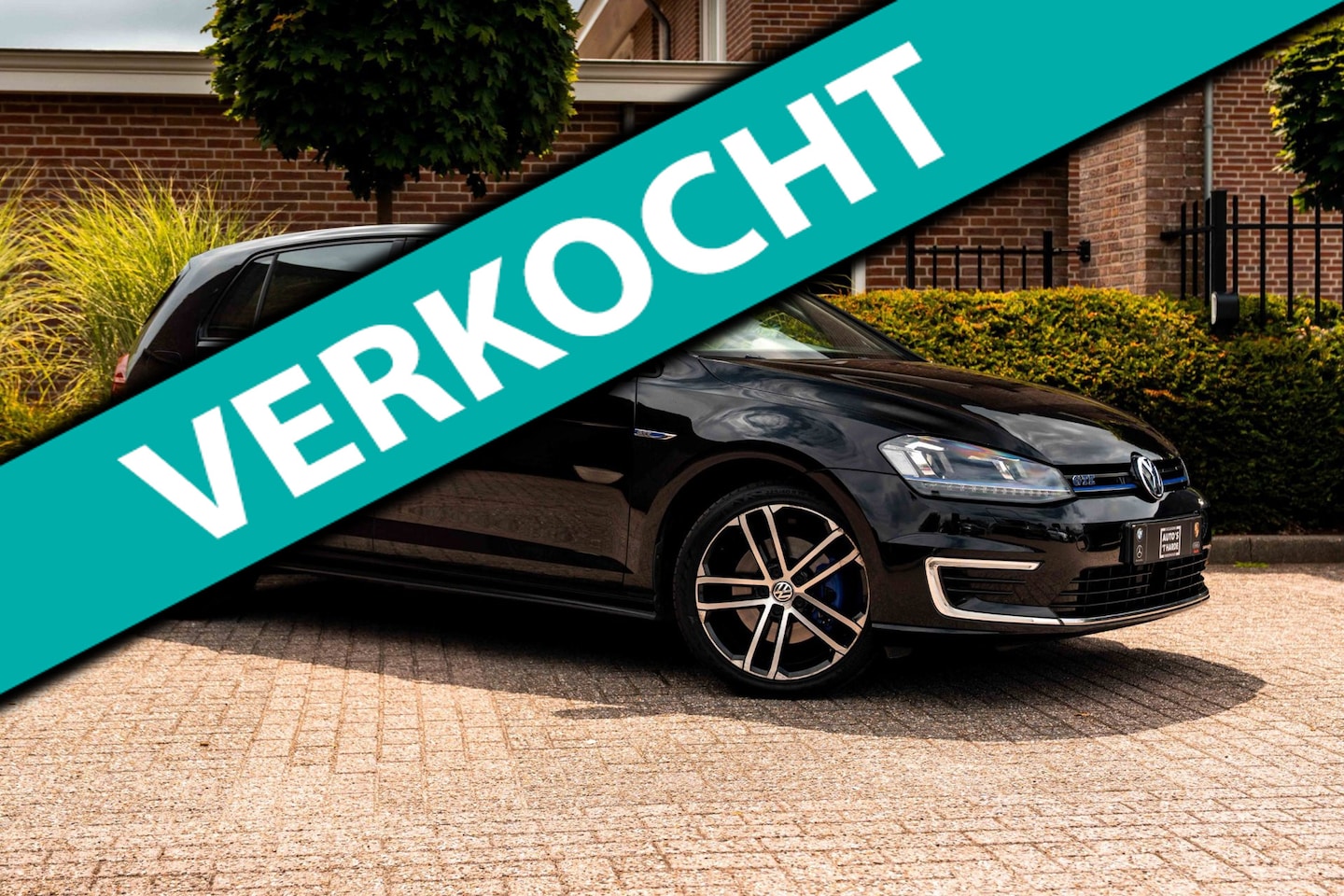 Volkswagen Golf - 1.4 TSI GTE 204 PK ACC Clima Trekhaak Stoelverwarming 18'' - AutoWereld.nl