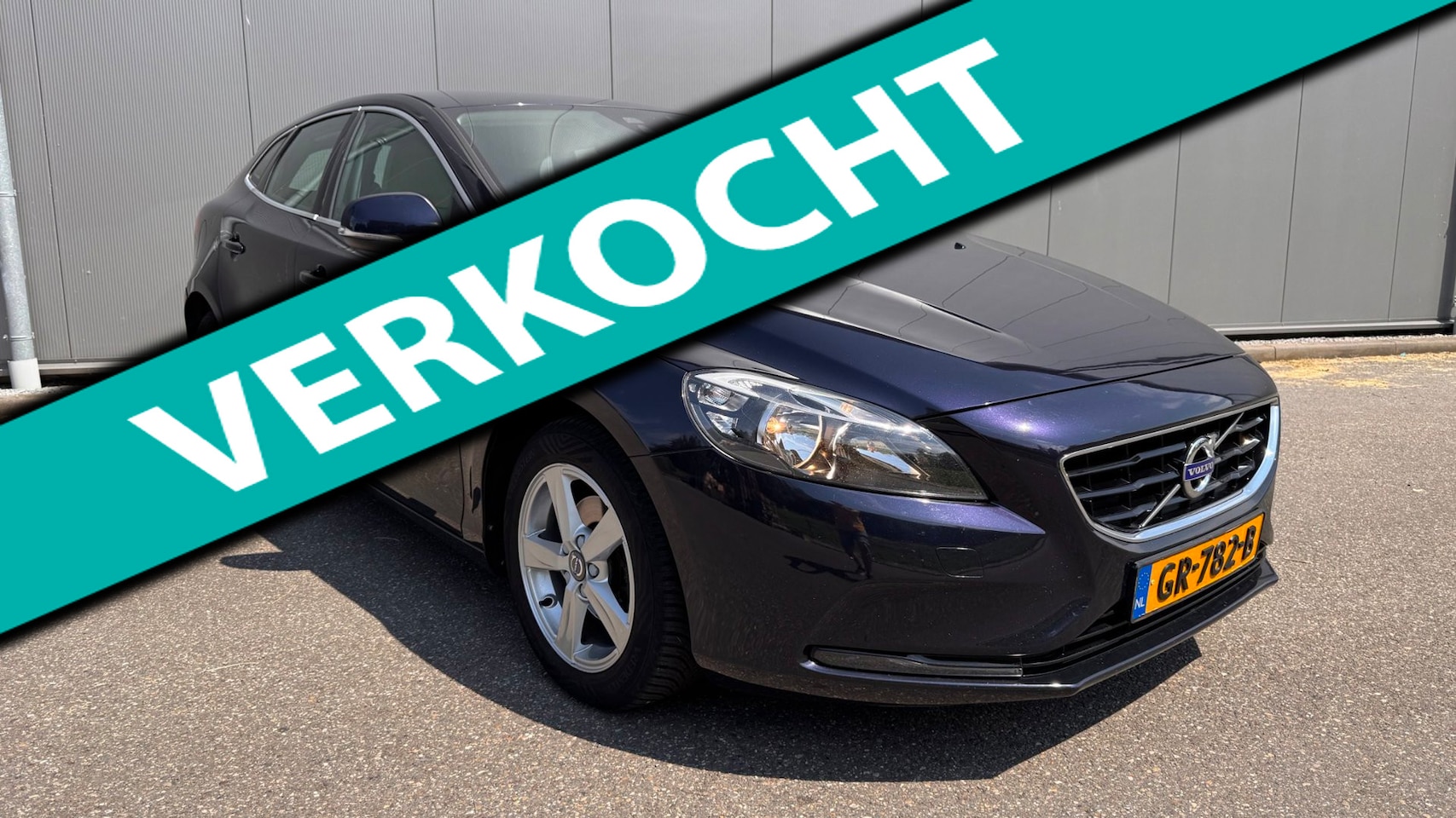 Volvo V40 - 2.0 D2 Summum Business leder navi clima - AutoWereld.nl