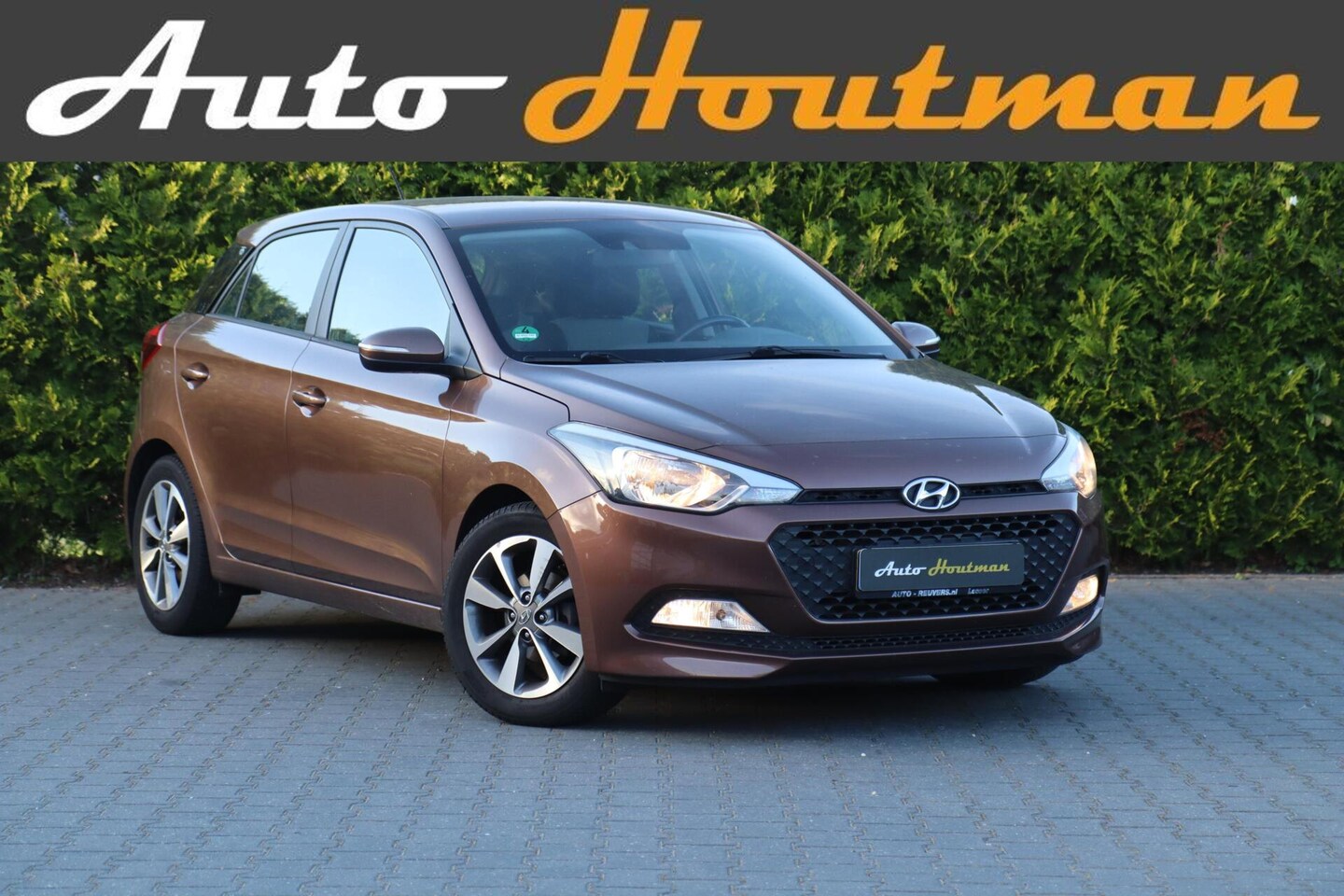 Hyundai i20 - 1.2 HP i-Motion Comfort | STOEL+STUURVERW. | CRUISE | PDC | LANE ASSIST - AutoWereld.nl