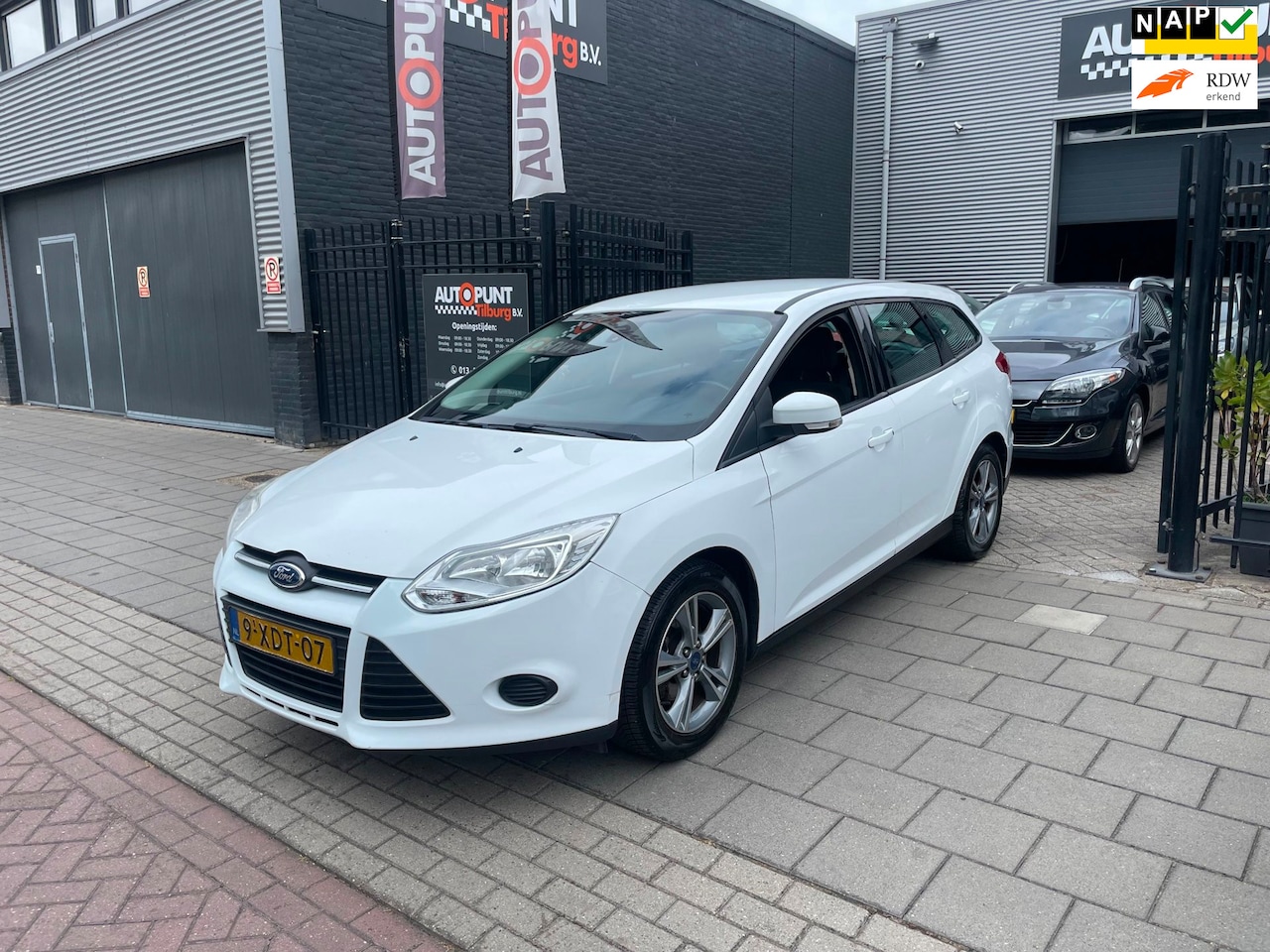 Ford Focus Wagon - 1.0 EcoBoost Edition 3e Eigenaar! Trekhaak Airco NAP APK - AutoWereld.nl