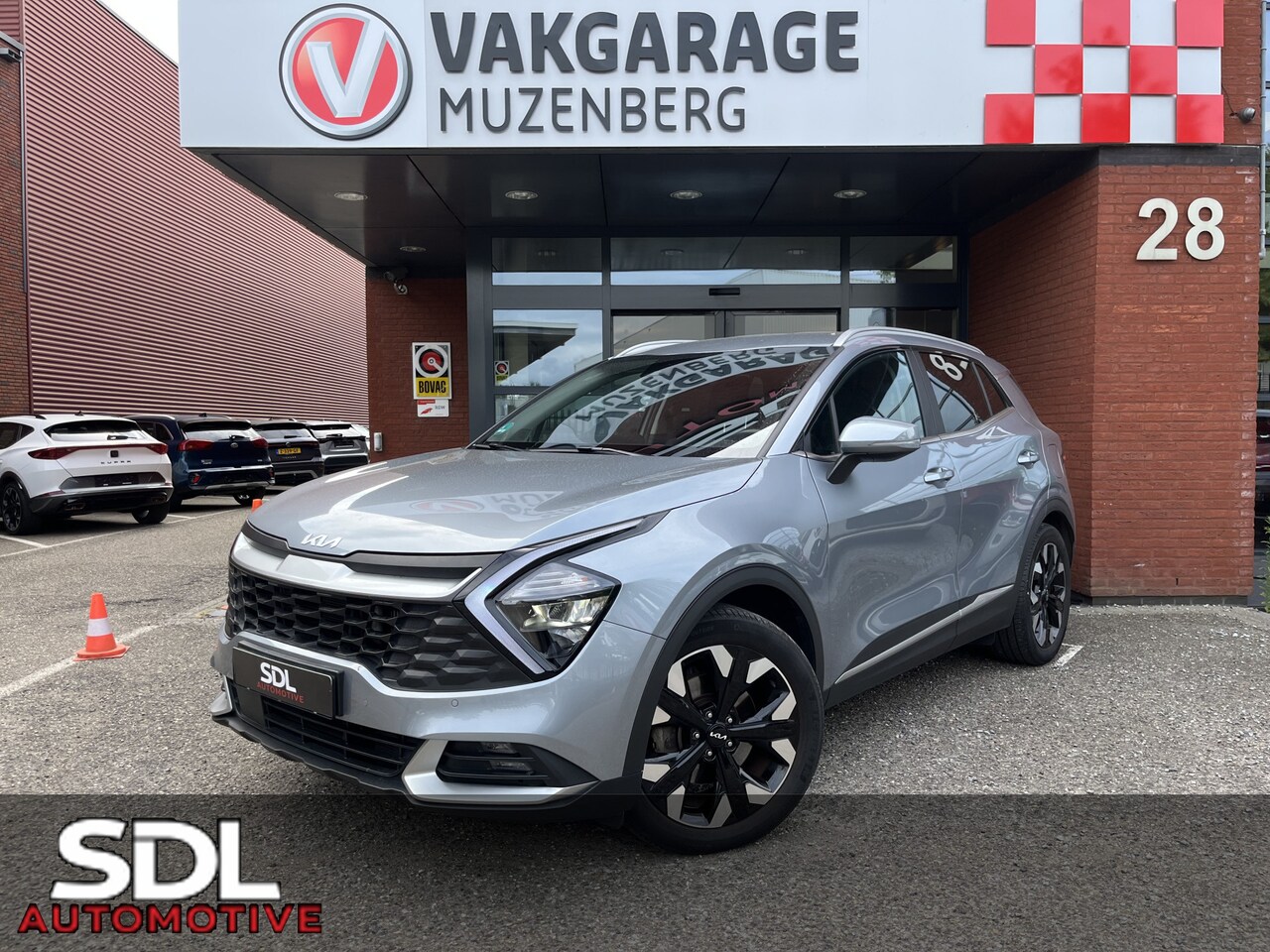 Kia Sportage - 1.6 T-GDi Plug-in Hybrid AWD DynamicPlusLine ADAPT . CRUISE // HALF LEDER // ELEK. STOEL / - AutoWereld.nl