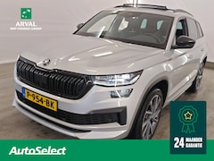 Skoda Kodiaq - 1.5 TSI 150pk Automaat Sportline Business 7 Persoons | Panoramadak| Trekhaak| Comfort & Fu