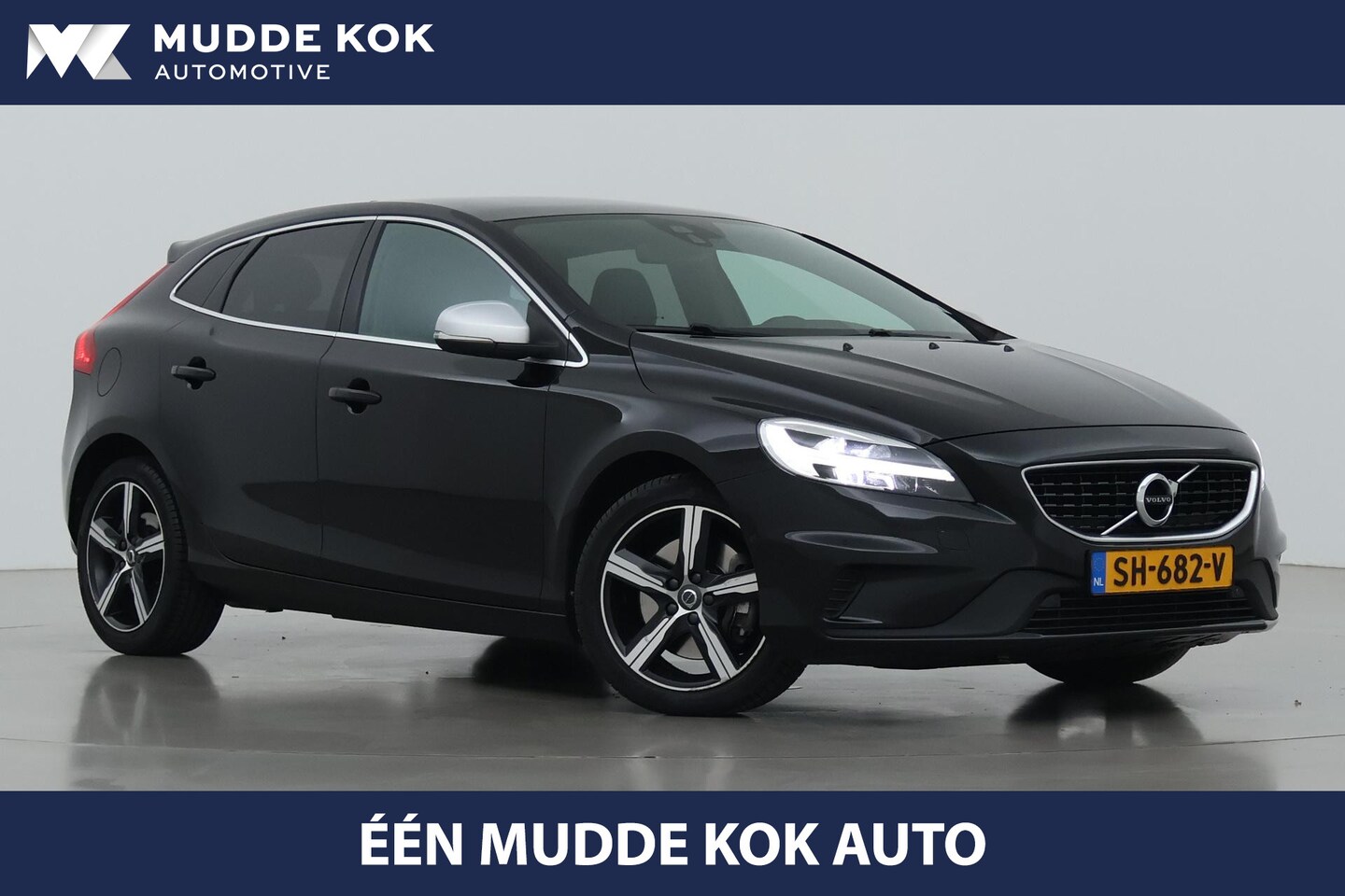 Volvo V40 - 2.0 T4 R-Design | Panoramadak | Camera | Standkachel | LED | Stoelverwarming | Automaat | - AutoWereld.nl