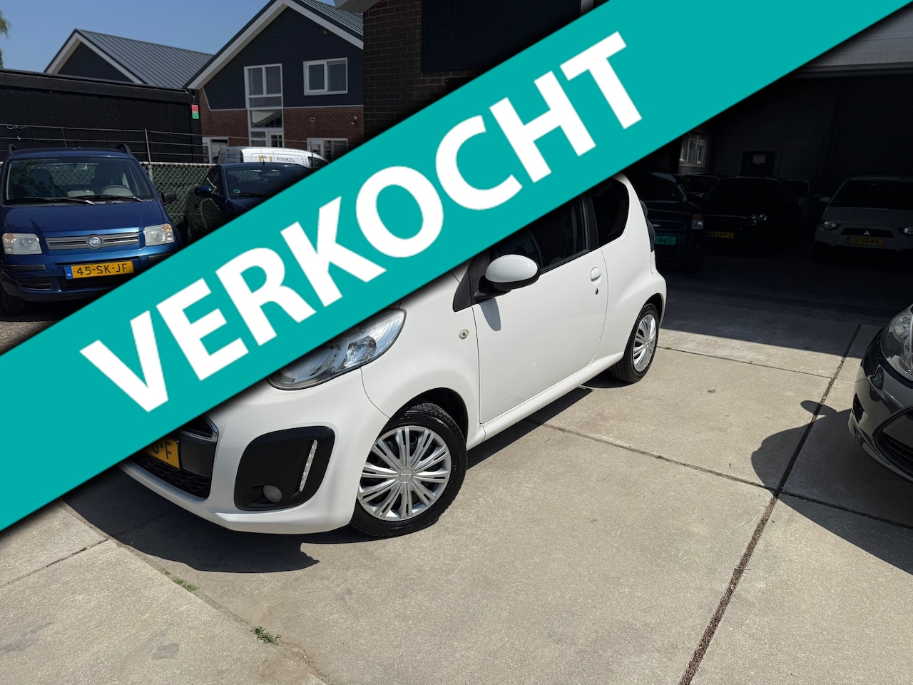Citroën C1 - 1.0 Exclusive |NIEUWE APK|LAGE KM|IJS KOUDE AIRCO|BT & AUX|CENTR.DEUREN|ELECT.RAMEN|FACELI - AutoWereld.nl