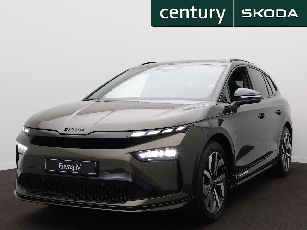 Skoda Enyaq iV - Sportline Elektromotor 210 kW / 286 PK SUV Elektri + Panoramadak + trekhaak - AutoWereld.nl